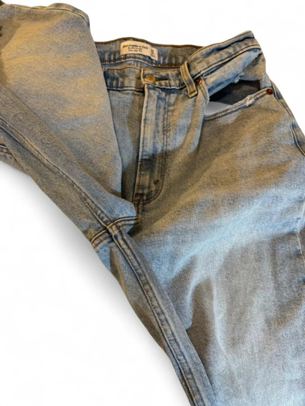 Abercrombie 90s Straight Ultra High Rise Jeans Distressed 30/10R